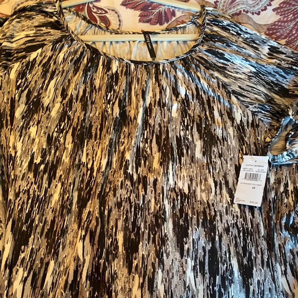 Plus size woman’s top